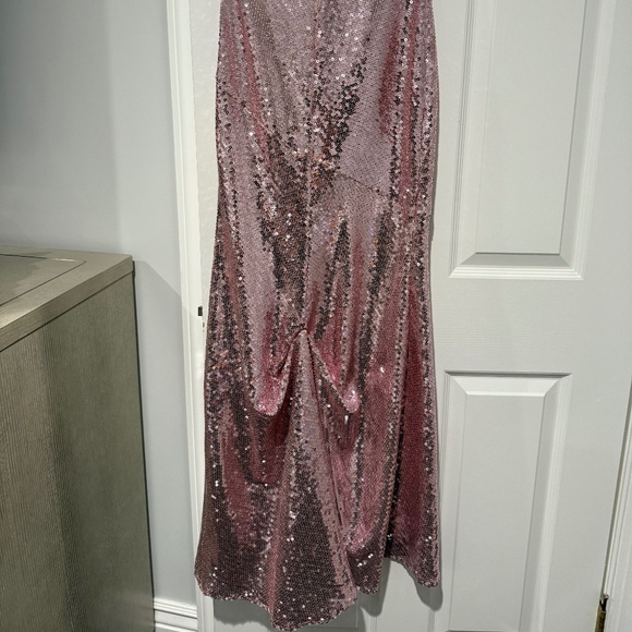 Alex Perry Pink Sequin Satin Crepe Gown - Picture 8 of 10